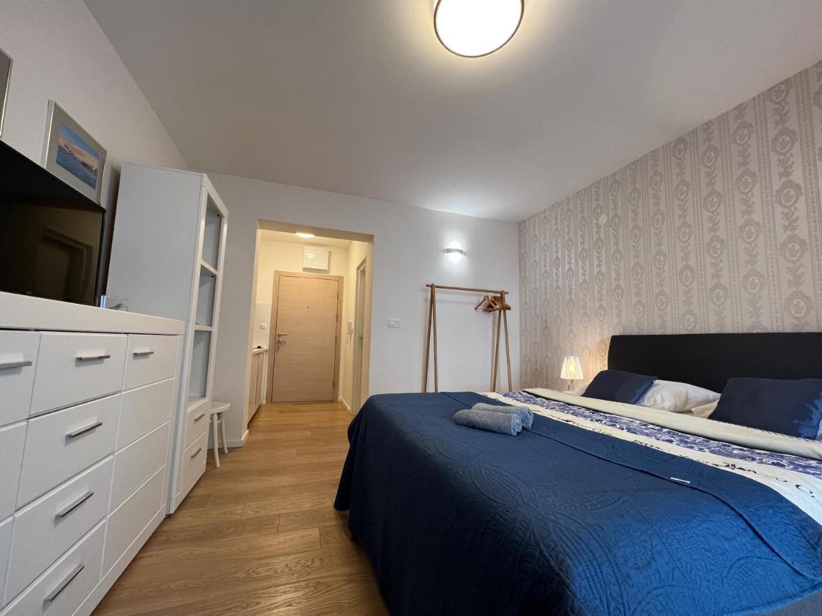 Studio Apartment Marina Mel Novi Vinodolski Exteriör bild